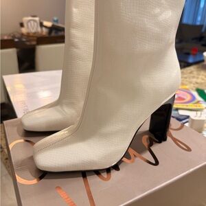 Mix No. 6 White Heeled Boots